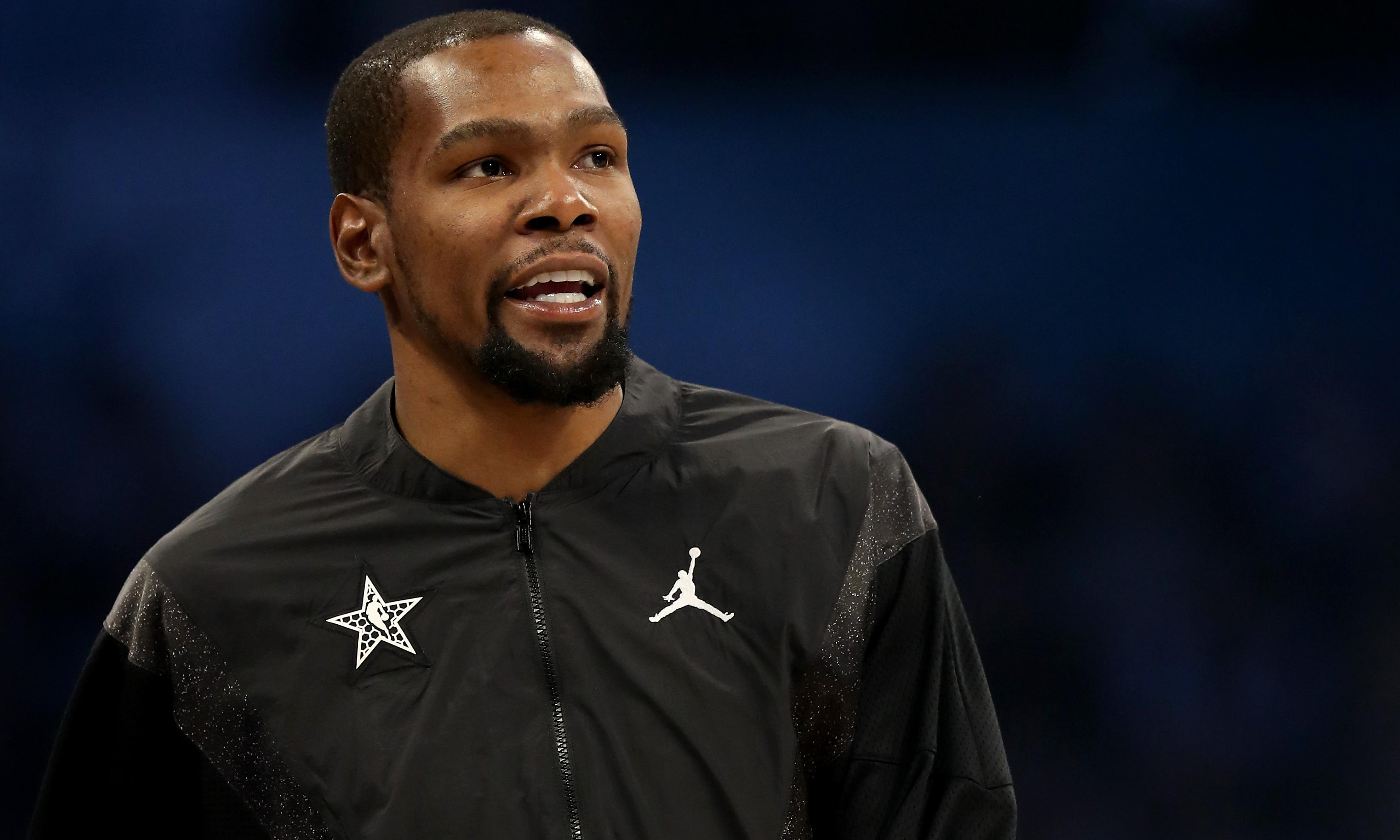 更彰显了球 更彰显了球