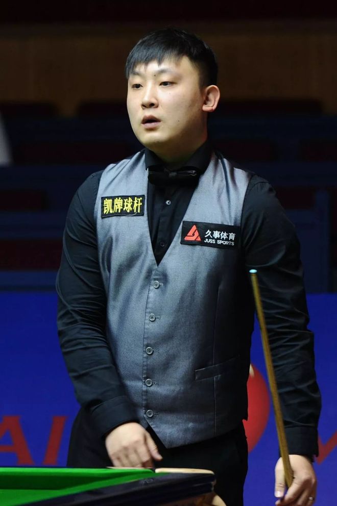 必須以更高 必須以更高